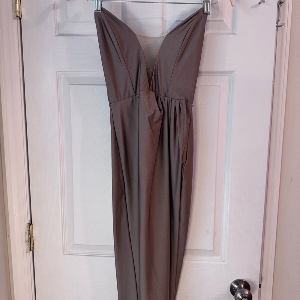Jake Gown Michael Costello for Revolve Taupe XS - Picture 5 of 7